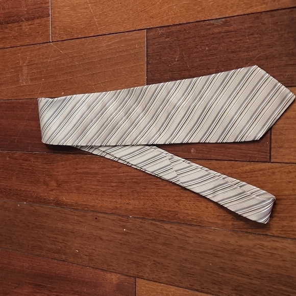 DKNY 100% Silk Neck Tie Silver Brown Stripped Made in USA - Picture 1 of 5